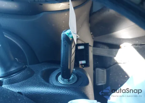 2018 Kia Soul z USA, uszkodzony, nr VIN KNDJN2A23J7589149